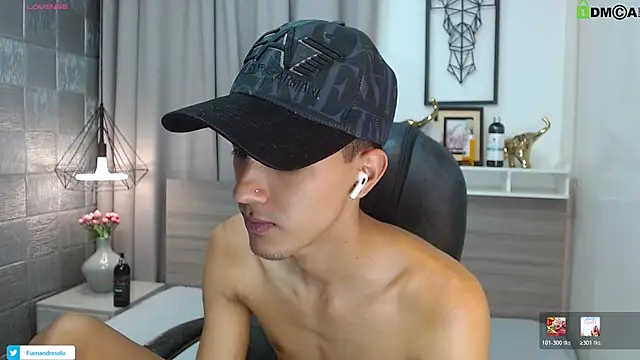 HarolddXL Chat XXX live