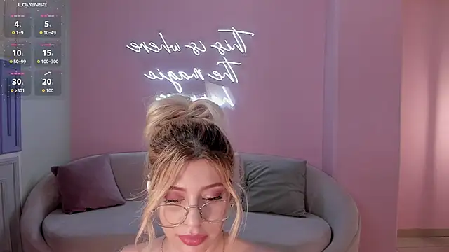 MadisonKane's Live XXX Chat