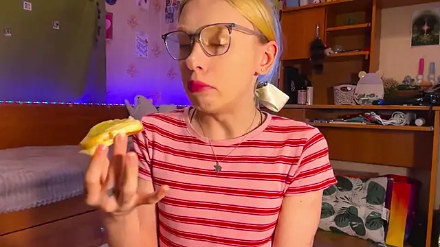 miss_barbie111 live XXX chat