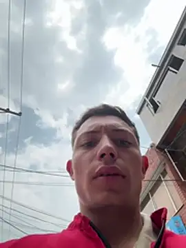 santiObrero's Live XXX Chat