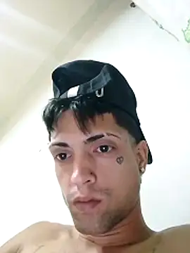 DanyCubanoCumm Chat XXX in diretta