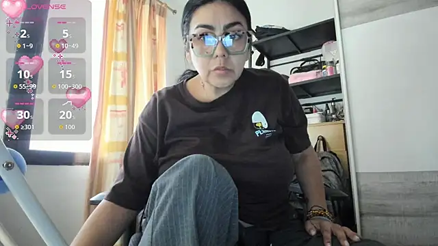 Silver_Lovee's Webcam Show