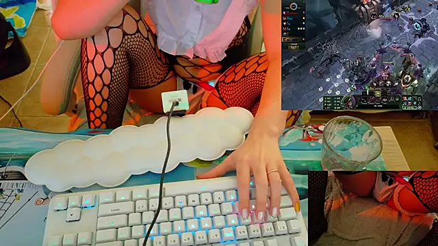 minakitsume Live XXX-chat