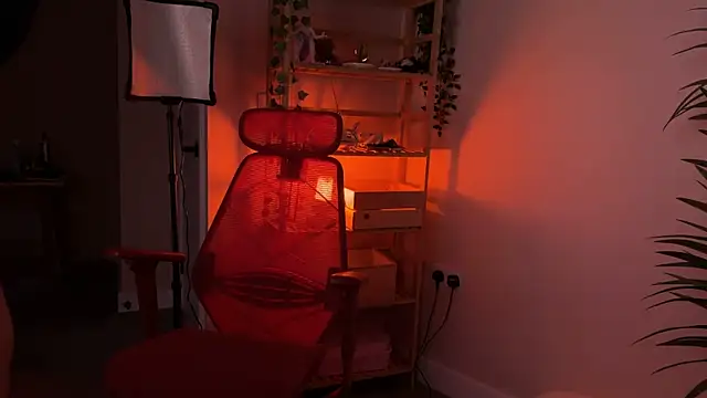 _vixenp Chat XXX in diretta