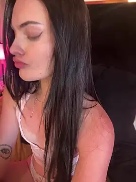 Chat XXX en directo de KarissaChantelle