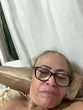 Granny6boys' Live XXX Chat