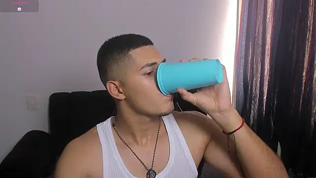 Iamdylan777 라이브 XXX 채팅