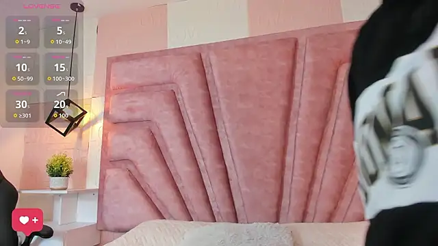 elisa_collins Chat XXX in diretta