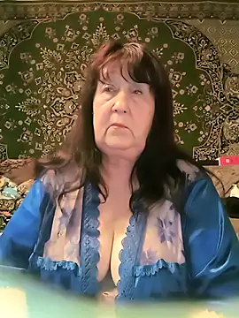 CrystalLime6411 élő XXX-chatje