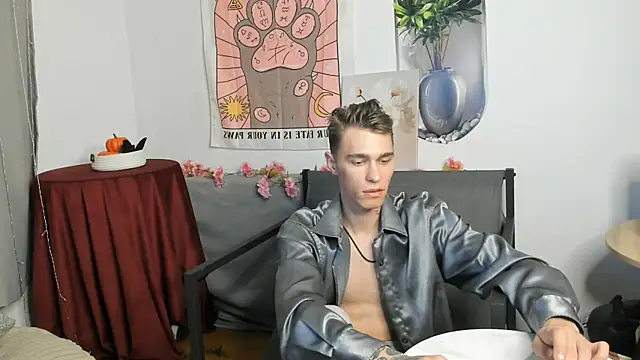 Chat XXX ao vivo de Shadow_blink