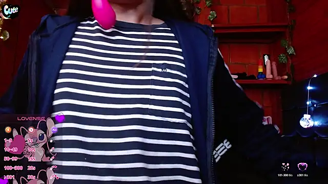 MidoriQuiinn 即時 XXX 聊天