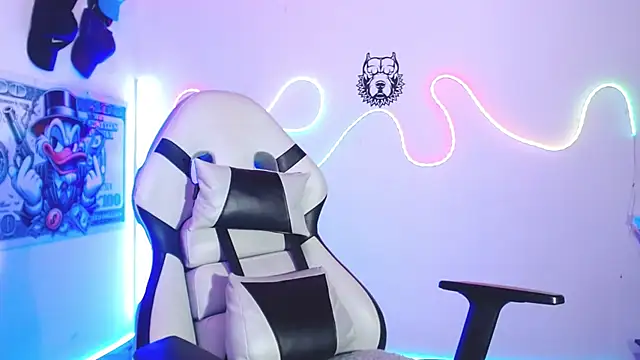 Webkamerová show sebastian_horny