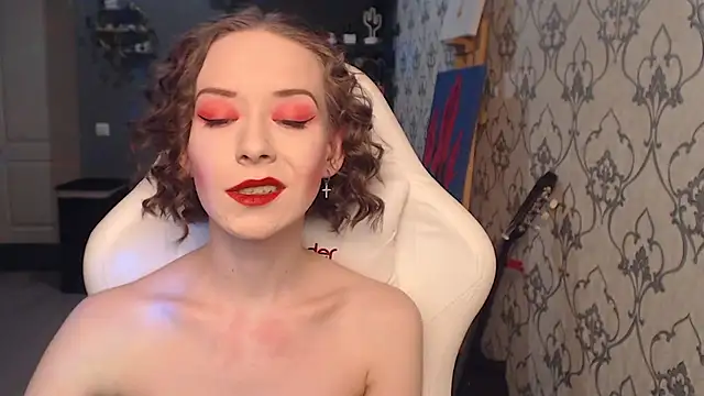 FascinatingEyessのライブXXXチャット