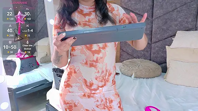 AnnieRouse__ 라이브 XXX 채팅