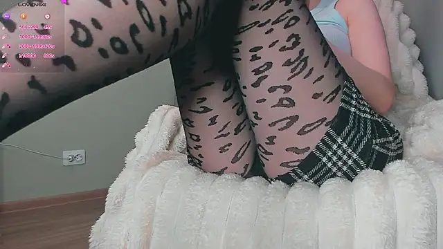 Онлайн чат XXX queen_carly