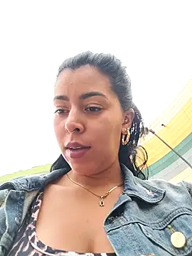 Luianna – Naživo XXX chat