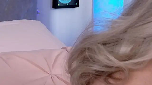 Chat XXX ao vivo de Kaitlyn_Winters