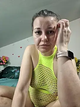 SweetMaddy888: онлайн-секс-чат