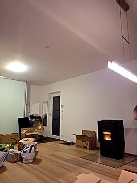 Show modela Luna_Lynn na web-kameri