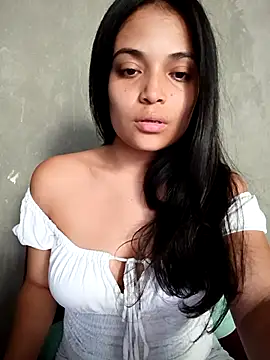 _Estrellita_のライブXXXチャット