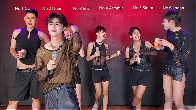 Queen-Vibe Webcamshow