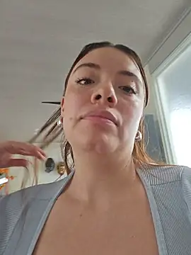 valery_mora's Live XXX Chat