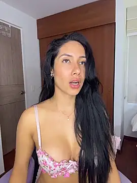 Živý XXX chat ArianaReynoldss