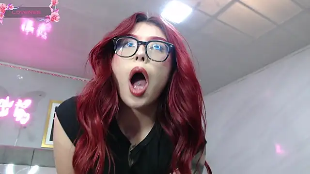 Red_Bunny_v's Live XXX Chat