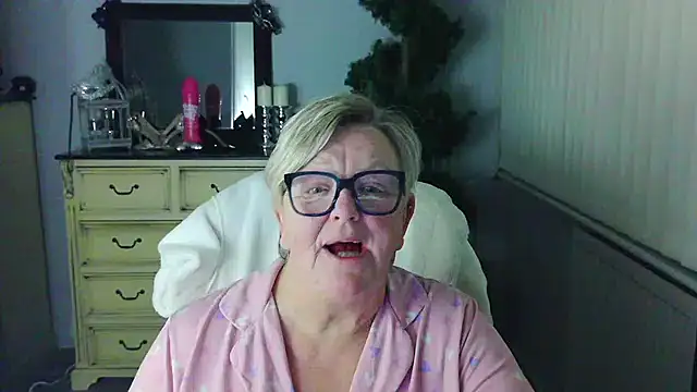 BridgetBlueEyes 现场XXX聊天