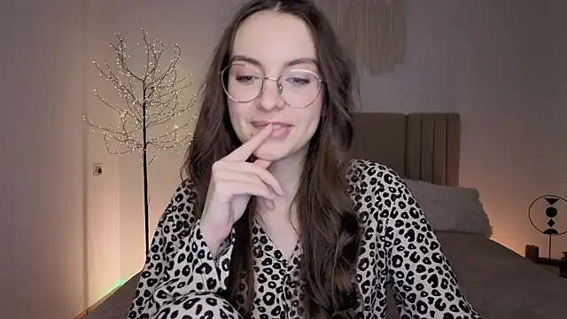 Real_cutie1's Live XXX Chat