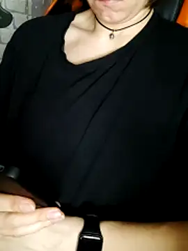 Aashikalaa: απευθείας συνομιλία ΧΧΧ