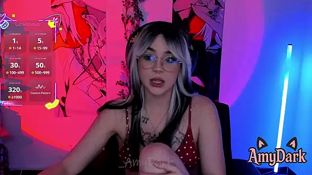 _AmyDark Chat XXX in diretta