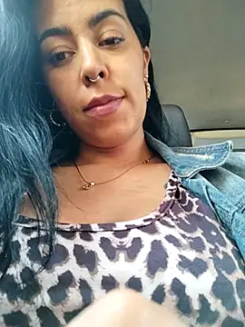 Luianna's Live XXX Chat