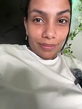 Živý XXX chat ArielleMillerr-