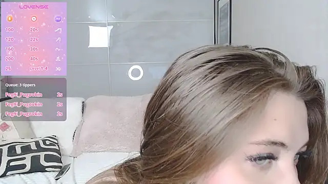 KarolinaLiss' Live XXX Chat