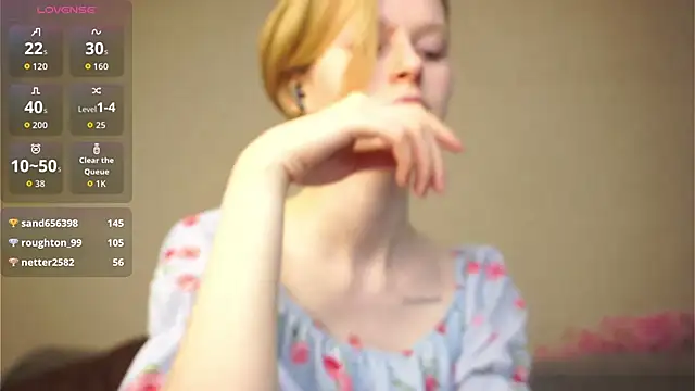 Chat +18 de ToyaPletz ao vivo