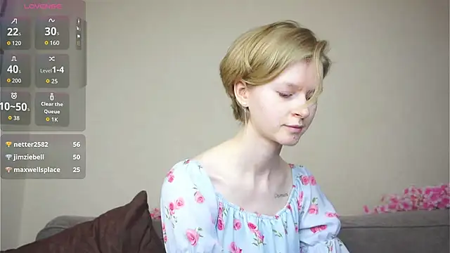 ToyaPletz Adlı Modelin Canlı XXX Sohbeti