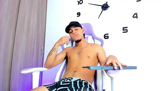 victor_ospina's Webcam Show