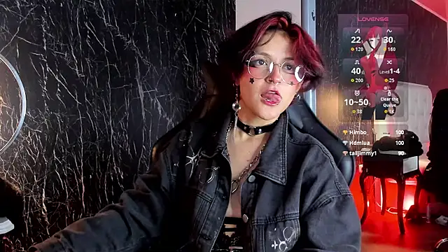 YuuMiko: онлайн-секс-чат