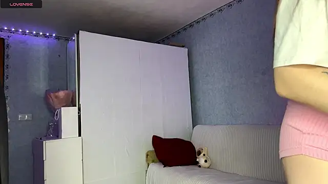 Czat XXX na żywo – Lia_rise