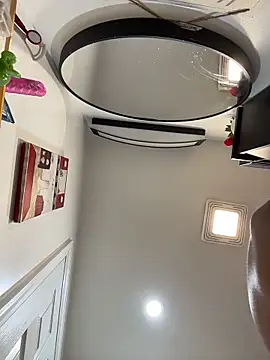 Show modela Mellyj053 na web-kameri