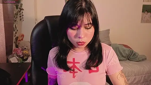 GaiaJoness Chat XXX in diretta