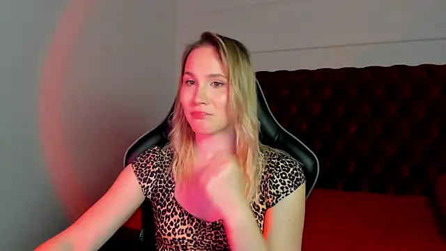 ElaraVoltage – Live XXX-chat