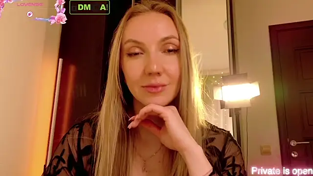 rina_asty's Live XXX Chat