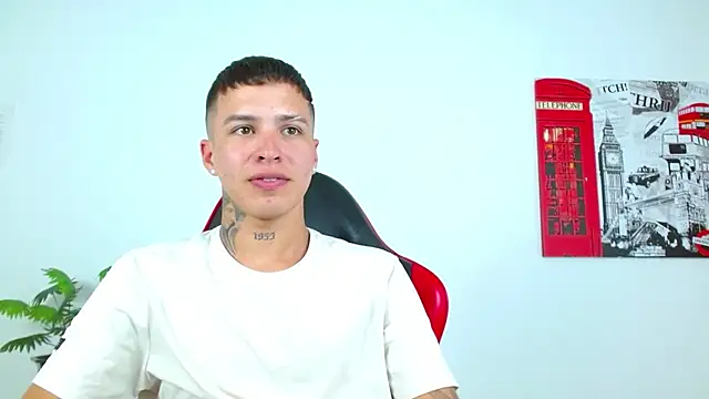 Онлайн чат XXX Cumandres18