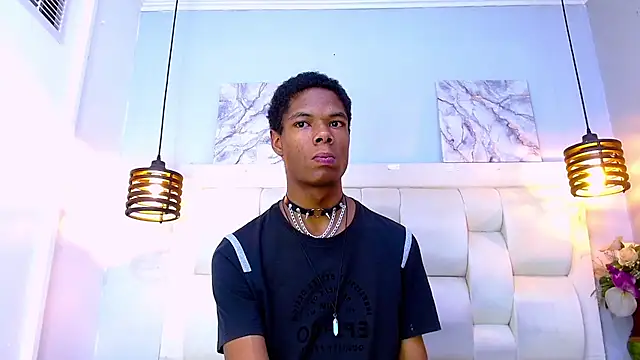 Онлайн чат XXX Santiago_Ortiz_