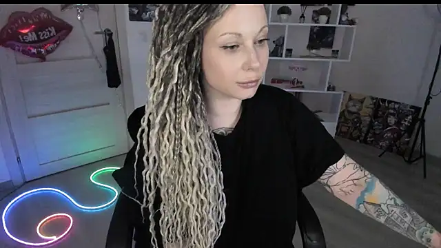 HoneySallyMoore's Live XXX Chat