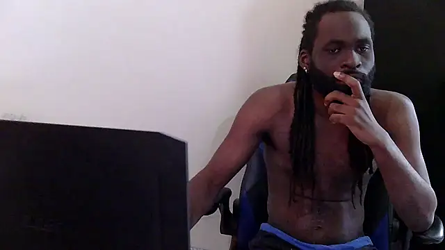 Darkkras: διαδικτυακό σόου στην κάμερα