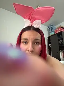 Amelie-RedHoney Live XXX-chat