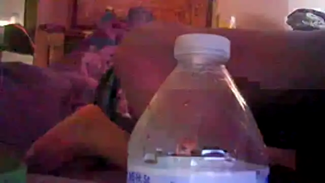 GUAPAN3S3_FIR3: απευθείας συνομιλία ΧΧΧ